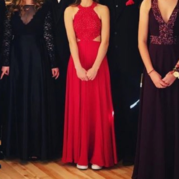 Red prom/formal dress - Picture 1 of 1